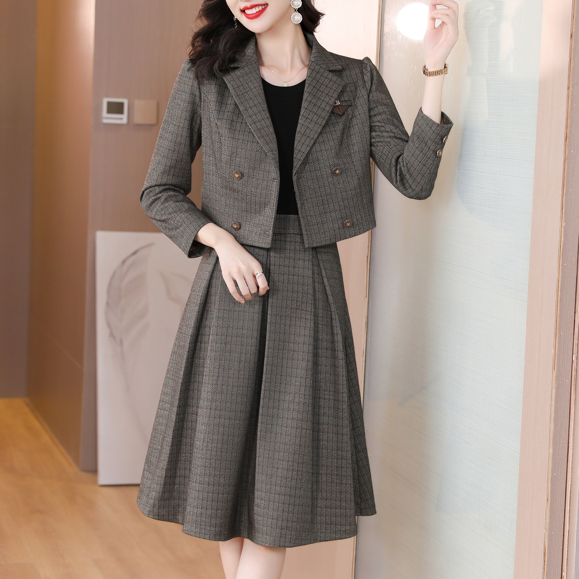 2024 Autumn Female Two Piece W - مراجعة Wool Suit Jacket وسعره